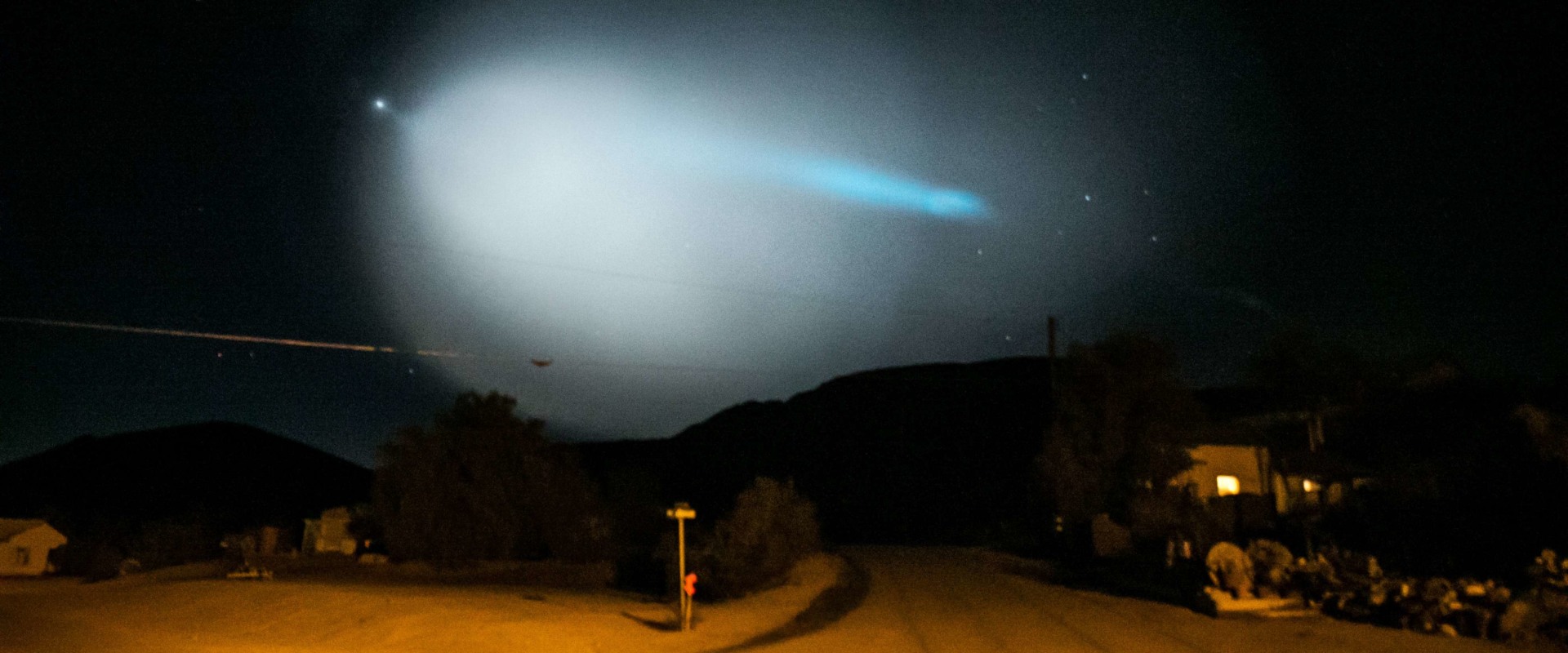 The Mysterious Phoenix Lights Incident: Uncovering the Truth